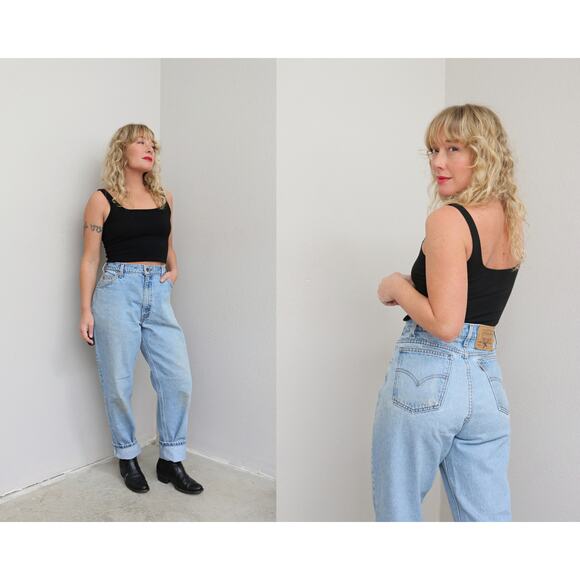 1990's Vintage Levi's 550 Light Wash Relaxed Fit Jeans Women's LG XL 35" to 36" - Picture 1 of 10